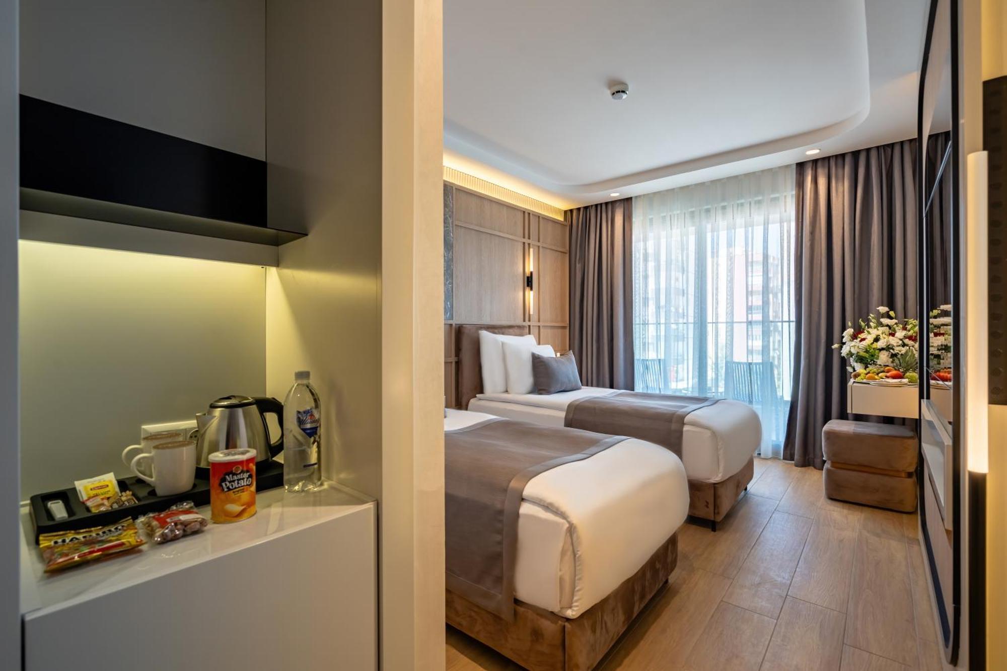 Awen Lara Hotel Antalya Dış mekan fotoğraf